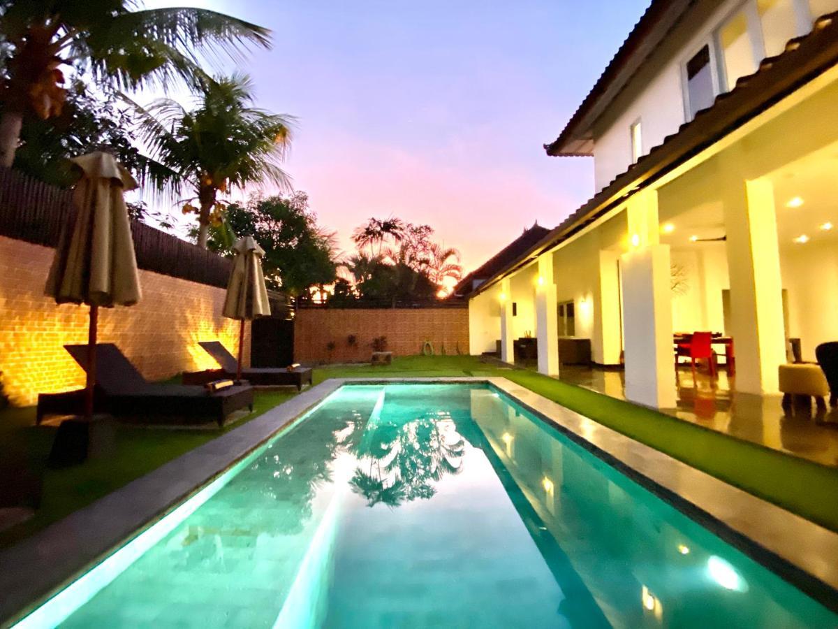 Villa Julia | Heart Of Seminyak | 350M Beach מראה חיצוני תמונה