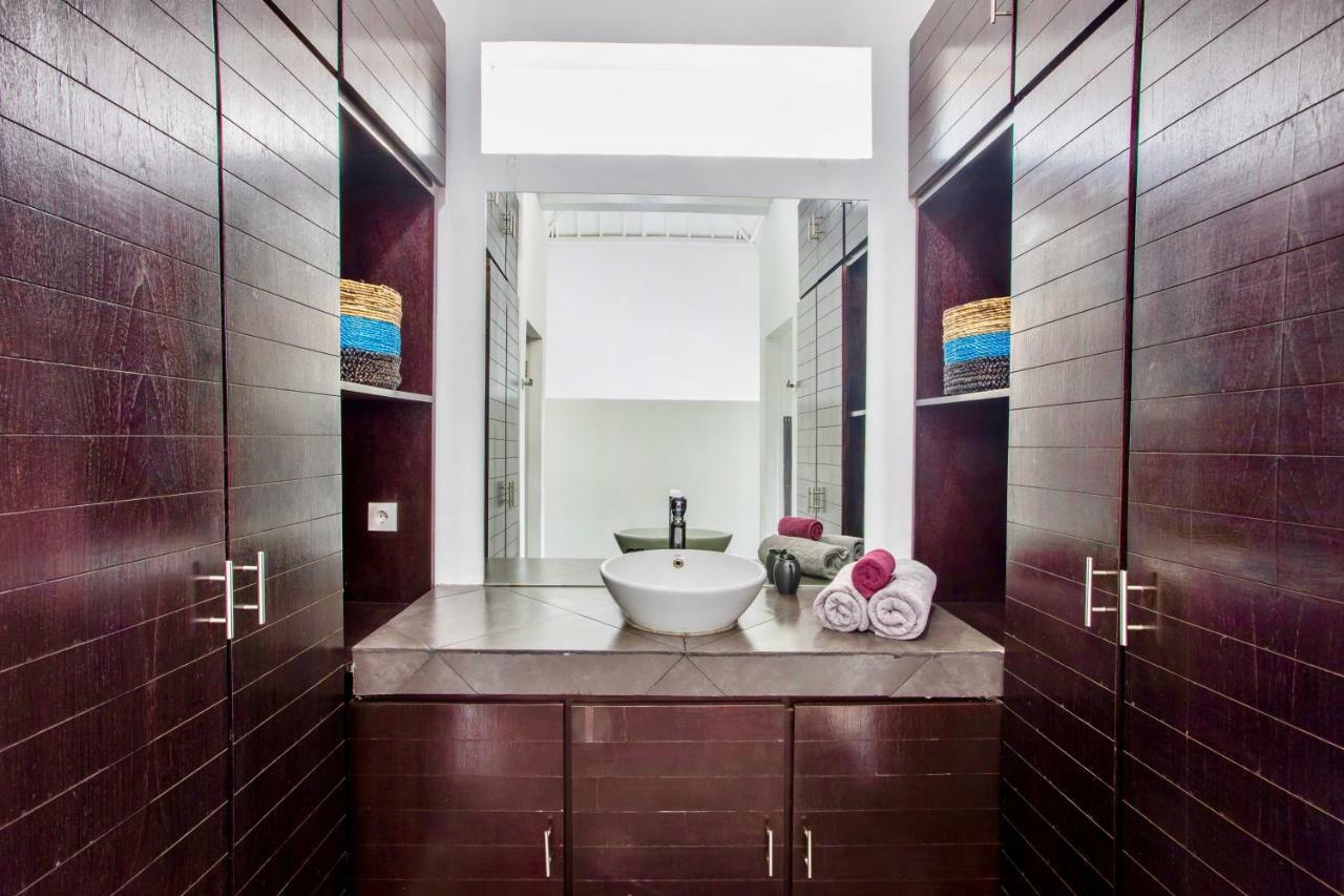 Villa Julia | Heart Of Seminyak | 350M Beach מראה חיצוני תמונה